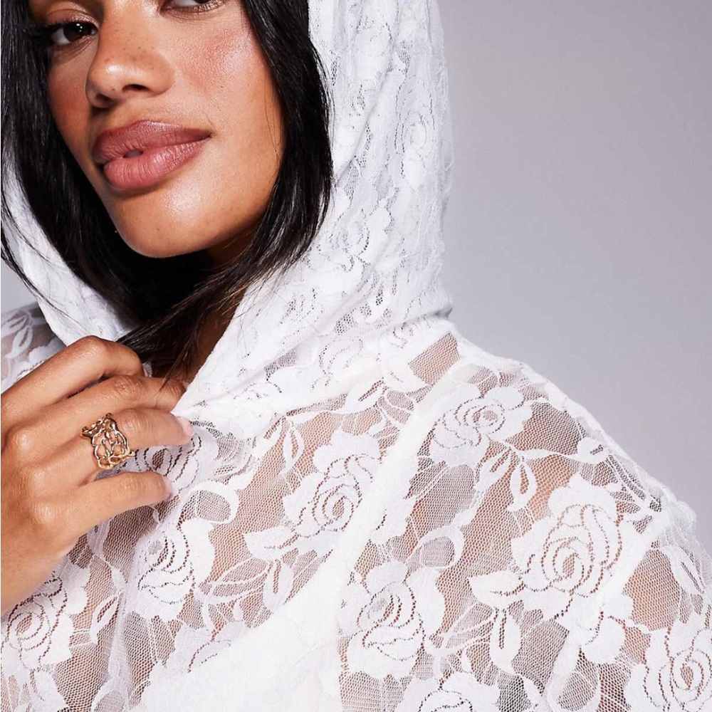 White Floral Lace Hooded Crop Top